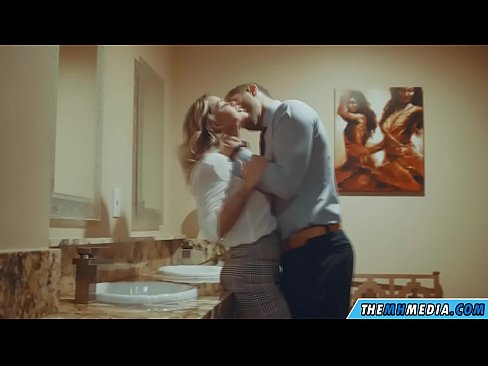 ❤️ Когато наедряла блондинка ви съблазни в обществена тоалетна ❤️ Просто порно в bg.pornoreino-com.ru ❌❤